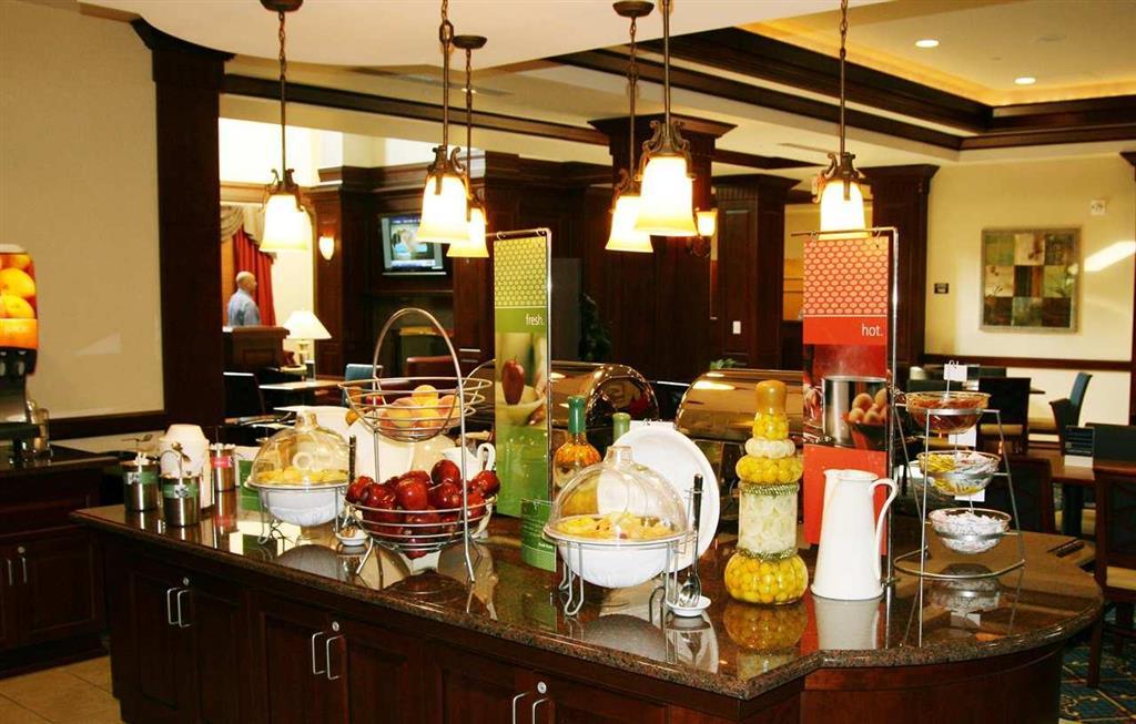 Hampton Inn & Suites Washington-Dulles International Airport Sterling Restaurant photo